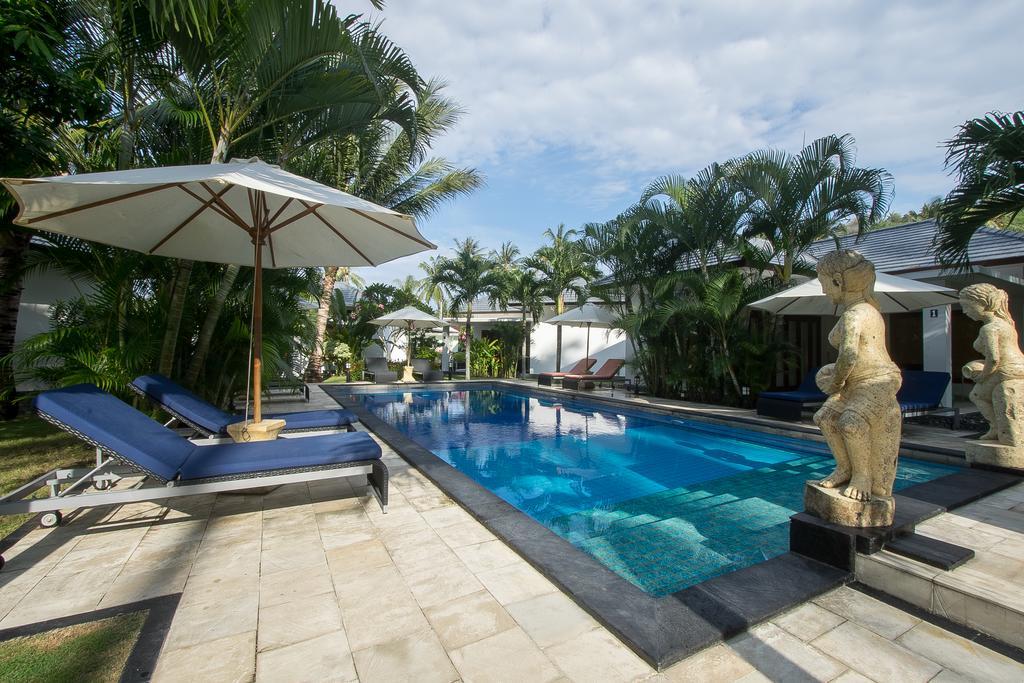 Dream Estate Resort Сенггиги Экстерьер фото